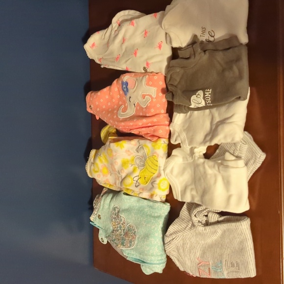 Newborn bundle - Picture 2 of 9